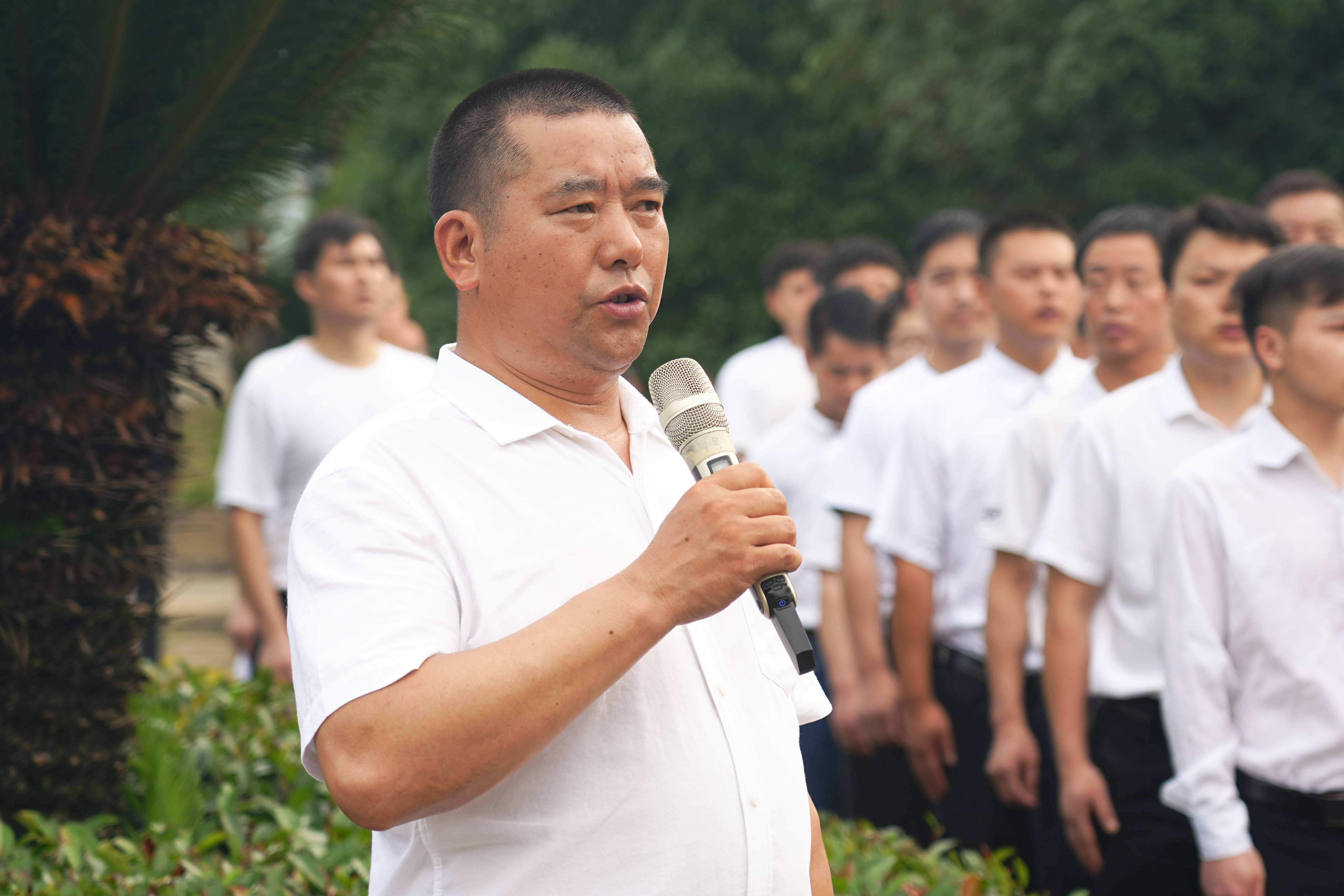 弘揚愛國主義精神，音王慶賀黨的生日