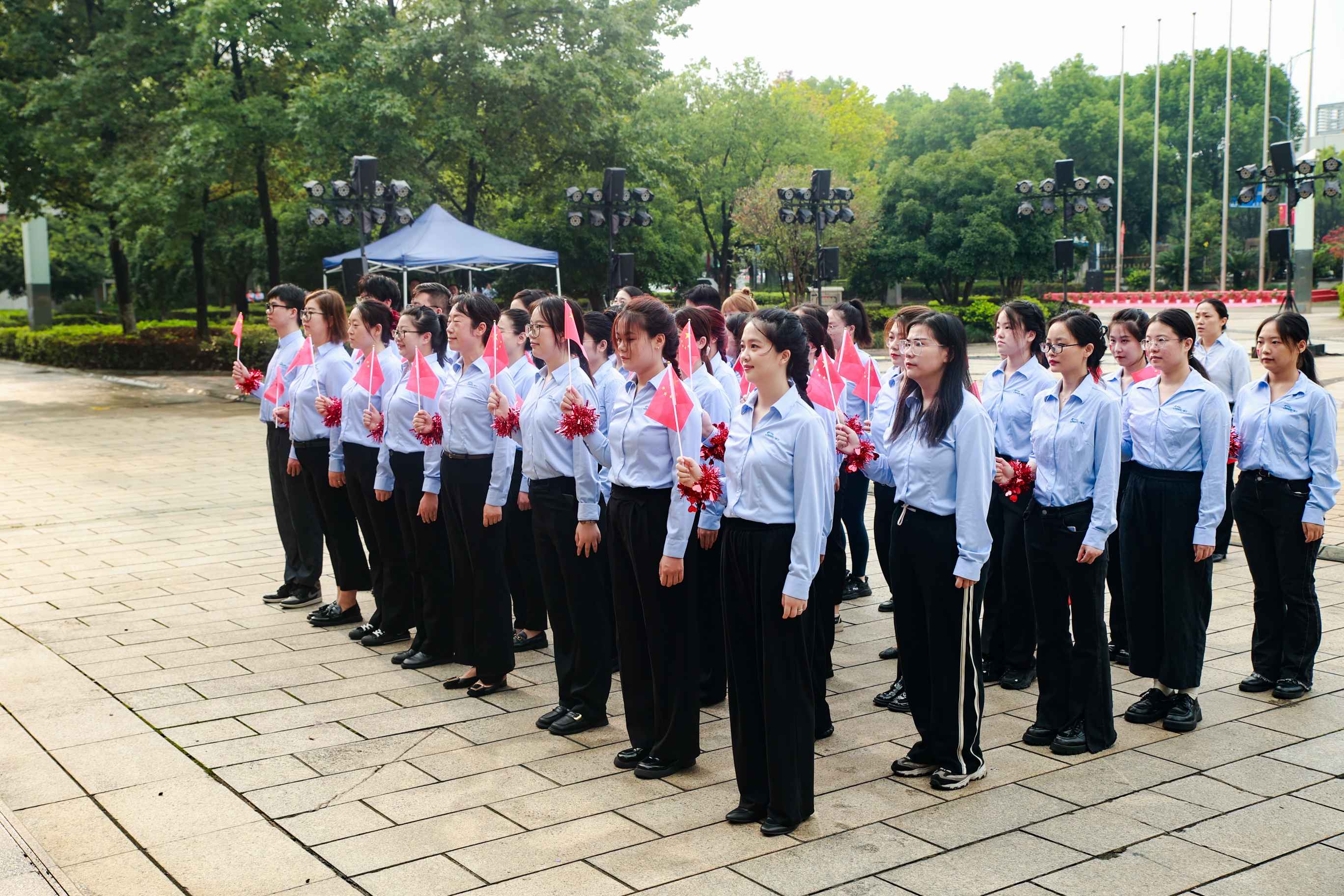 音王集團(tuán)共慶華誕：七十五載輝煌交響，家國情懷共鑄時(shí)代華章